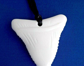 Shark Tooth Sensory Chew Necklace / Pendant, White, Silicone, Oral Therapy ADHD